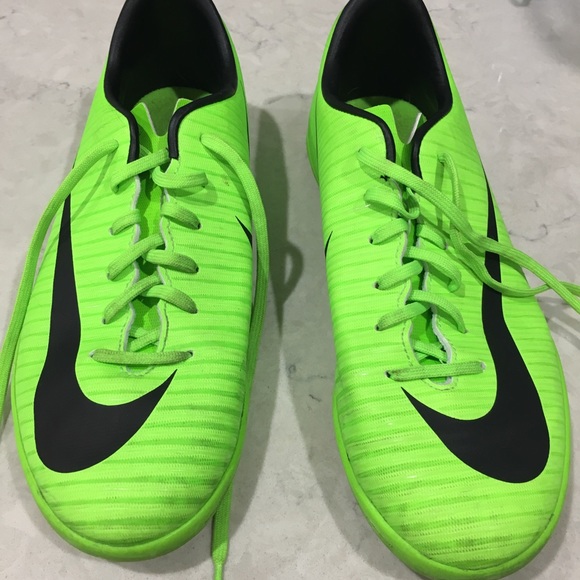 mercurial indoor soccer shoes youth